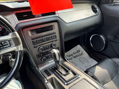 Used 2014 Ford Mustang GT Premium image 11