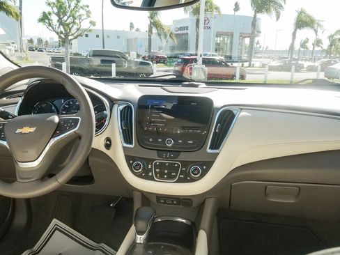 Used 2023 Chevrolet Malibu LT image 12