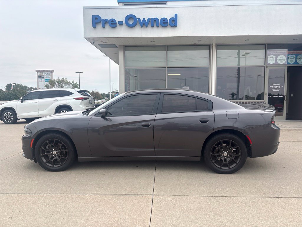 Used 2015 Dodge Charger SXT w/ AWD Premium Group image 8