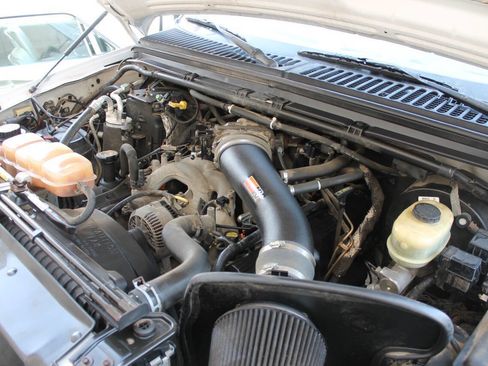 Used 2000 Ford F250 XLT image 17