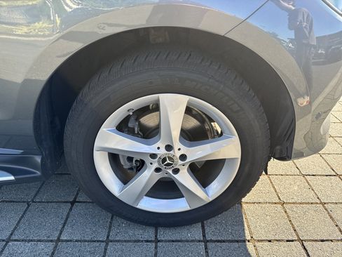 Certified 2018 Mercedes-Benz GLE 350 4MATIC image 14