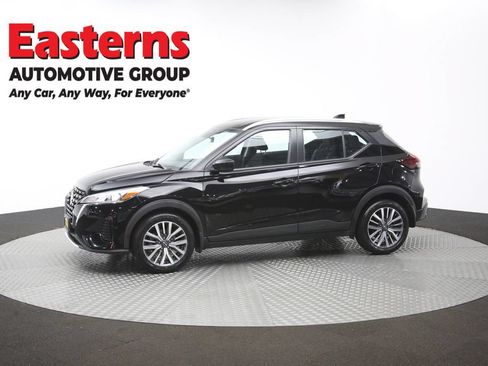 Used 2023 Nissan Kicks SV FWD image 56