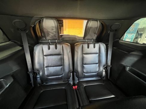 Used 2017 Ford Explorer Limited FWD image 17