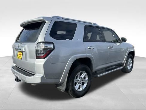 Used 2014 Toyota 4Runner SR5 image 8