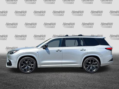 Used 2025 Lexus TX 500h AWD w/ Technology Package image 8