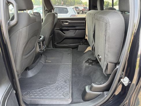 Used 2019 RAM 1500 Big Horn AWD/4WD image 16
