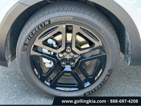 Certified 2025 Kia Telluride SX X-Line AWD/4WD image 7