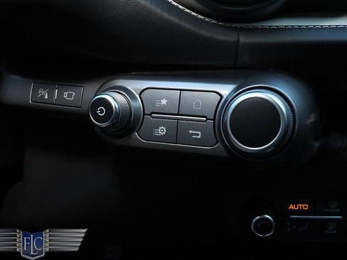 Used 2020 Ferrari 812 Superfast image 28