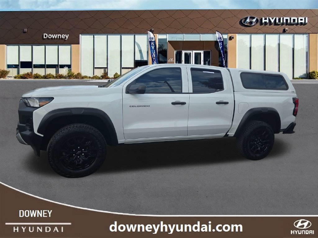 Used 2024 Chevrolet Colorado Trail Boss AWD/4WD image 2
