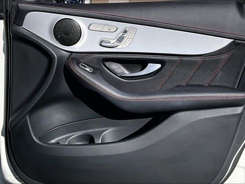 Certified 2022 Mercedes-Benz GLC 43 AMG 4MATIC image 22