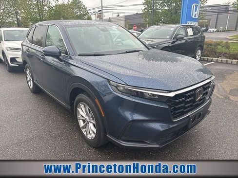 Used 2023 Honda CR-V EX image 1