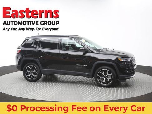 Used 2025 Jeep Compass Limited AWD/4WD image 42