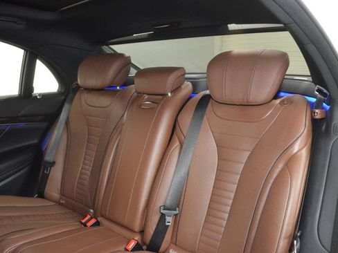 Used 2016 Mercedes-Benz S 550 Sedan image 37