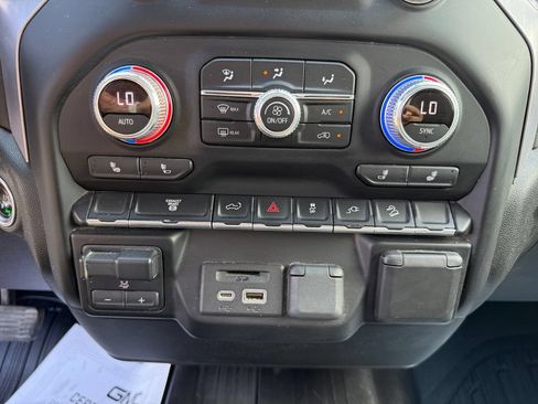 Used 2022 GMC Sierra 2500 SLE w/ SLE Convenience Package AWD/4WD image 30