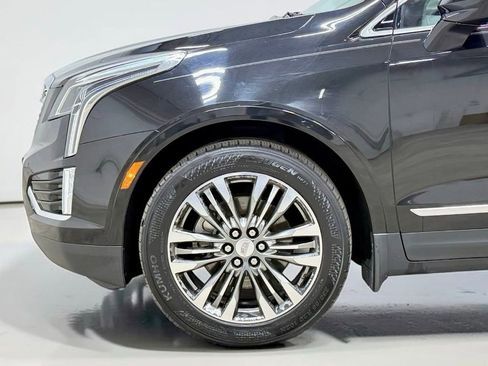 Used 2017 Cadillac XT5 Premium Luxury AWD/4WD image 19