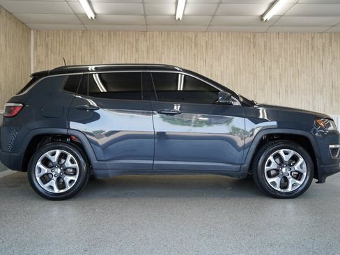 Used 2018 Jeep Compass Limited w/ Navigation Group FWD image 6