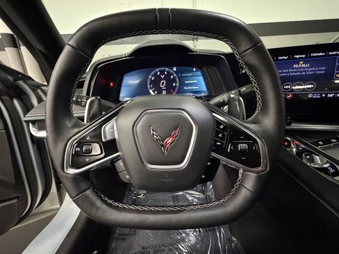 Used 2021 Chevrolet Corvette Stingray Preferred Cpe w/ Z51 Performance Package image 27