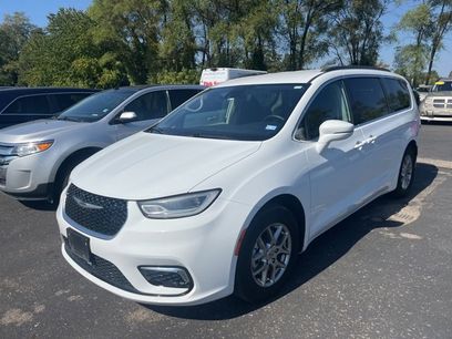 Used 2021 Chrysler Pacifica Touring