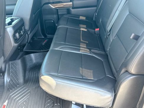 Used 2020 Chevrolet Silverado 1500 RST AWD/4WD image 21