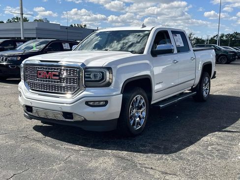Used 2018 GMC Sierra 1500 Denali AWD/4WD image 7