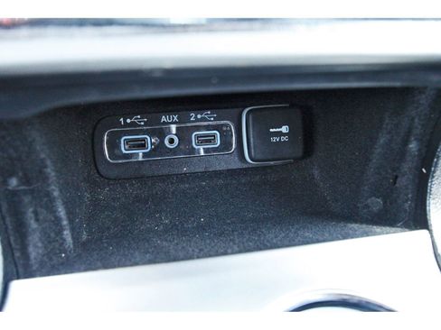 Used 2021 Jeep Grand Cherokee Limited RWD image 28