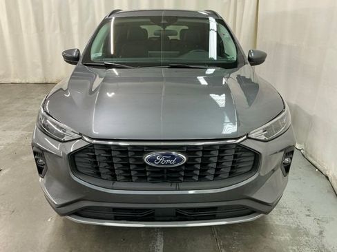Used 2024 Ford Escape SE FWD image 9