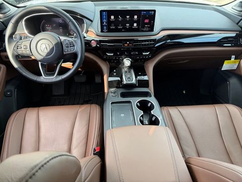 Certified 2025 Acura MDX w/ Technology Package image 15