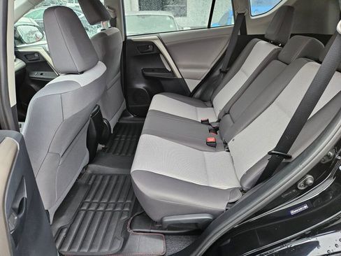 Used 2013 Toyota RAV4 LE image 20