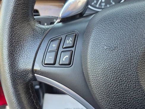 Used 2009 BMW 328i Convertible image 37