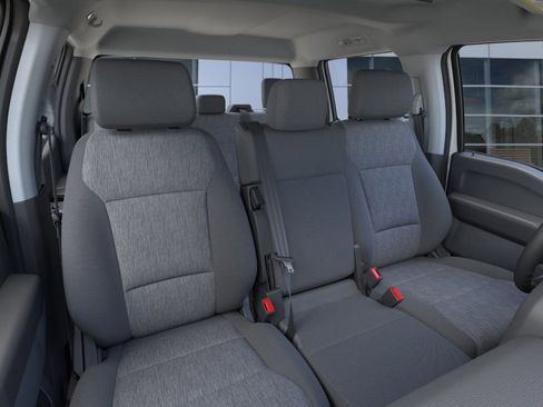 New 2026 Ford F250 XL w/ XL Chrome Package image 32