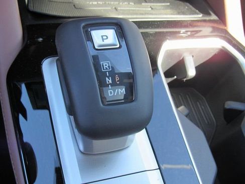 New 2026 Mitsubishi Outlander SEL FWD image 19