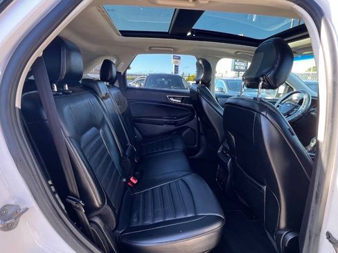 Used 2015 Ford Edge SEL w/ Equipment Group 201A FWD image 17