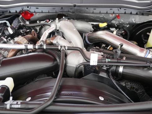 Used 2022 Ford F250 Lariat image 29