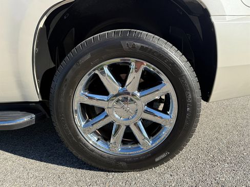 Used 2012 GMC Yukon Denali image 26