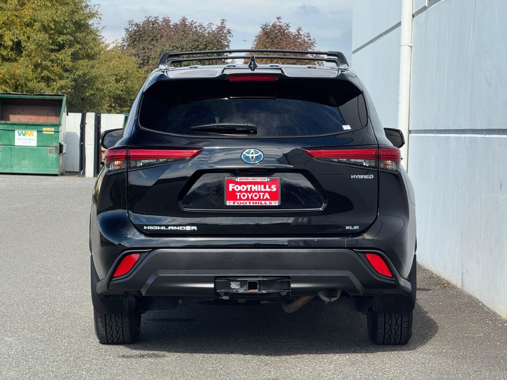 Used 2023 Toyota Highlander XLE AWD/4WD image 6