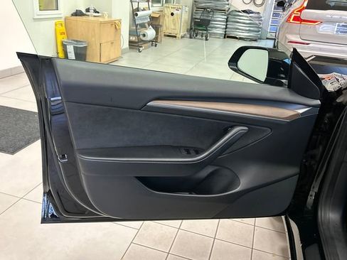 Used 2022 Tesla Model 3 Base image 6
