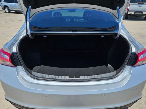 Used 2022 Chevrolet Malibu LT FWD image 27