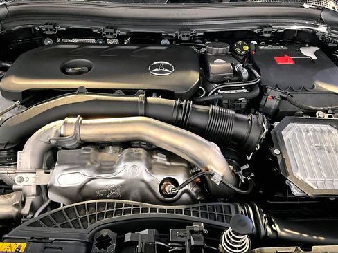New 2026 Mercedes-Benz GLA 250 4MATIC image 14