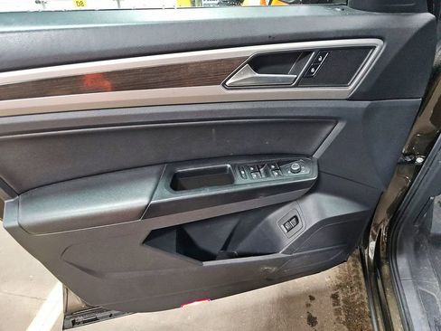 Used 2019 Volkswagen Atlas SE AWD/4WD image 16