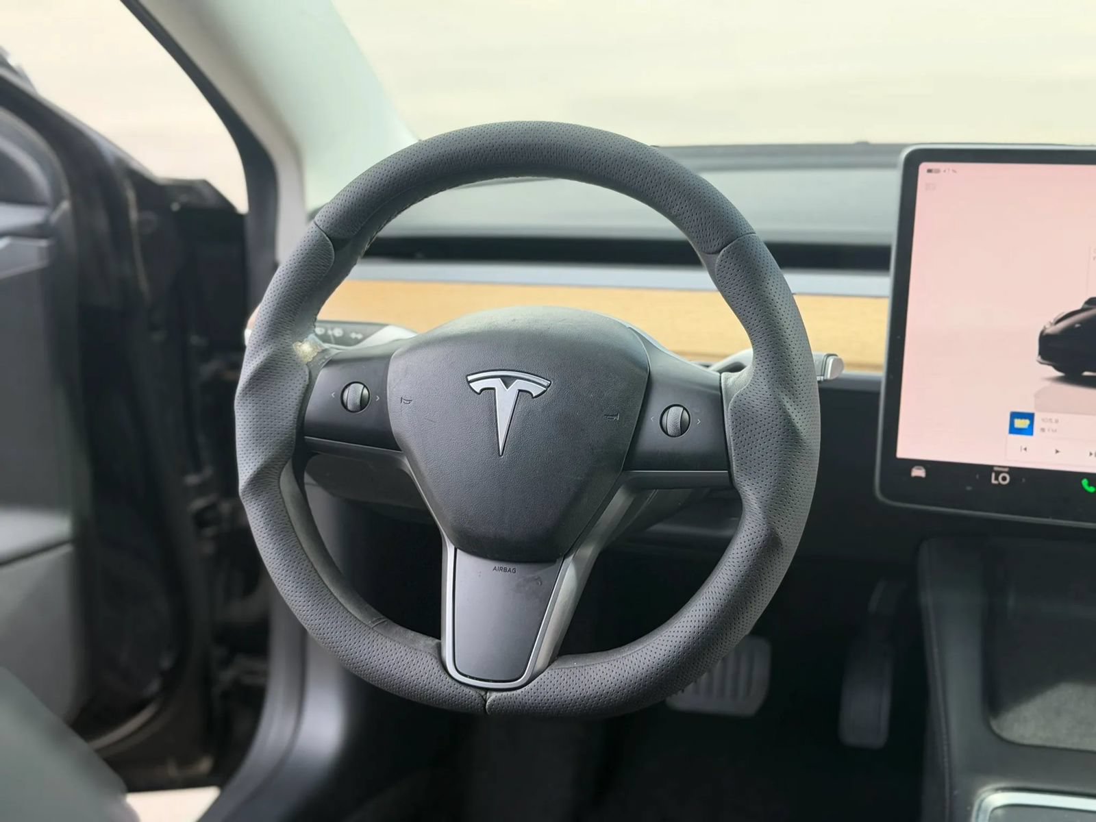 Used 2022 Tesla Model 3 Long Range AWD/4WD image 27