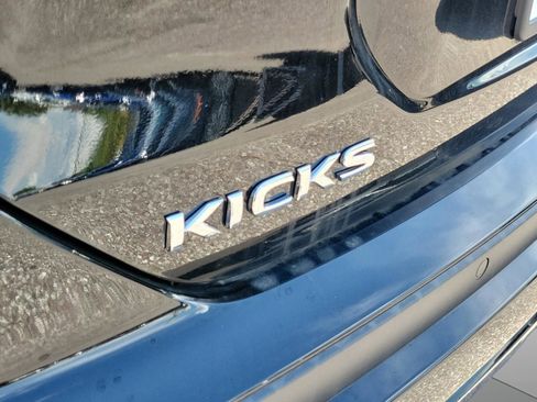 New 2024 Nissan Kicks SV image 6