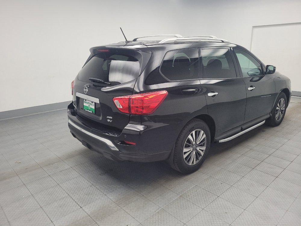 Used 2017 Nissan Pathfinder SV AWD/4WD image 9