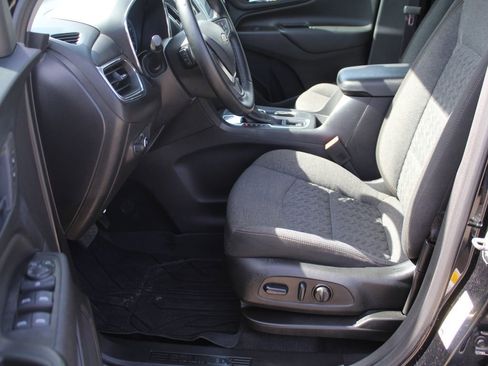 Used 2023 Chevrolet Equinox LT FWD image 4