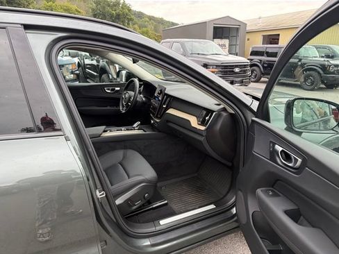 Used 2026 Volvo XC60 B5 Core w/ Climate Package AWD/4WD image 26