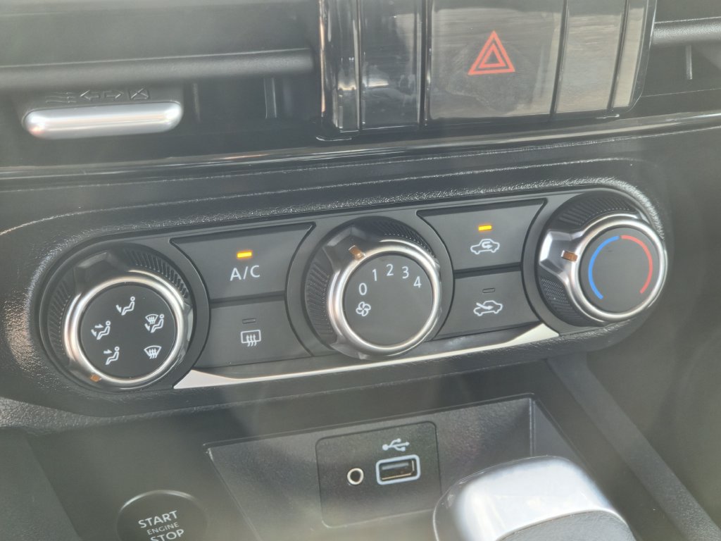 Used 2025 Nissan Kicks S FWD image 19