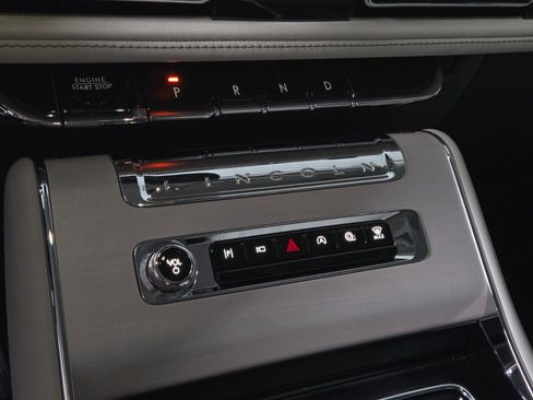 New 2026 Lincoln Aviator Reserve AWD/4WD image 28