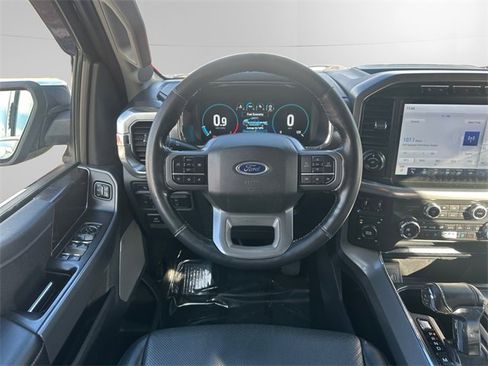 Used 2021 Ford F150 Lariat image 12