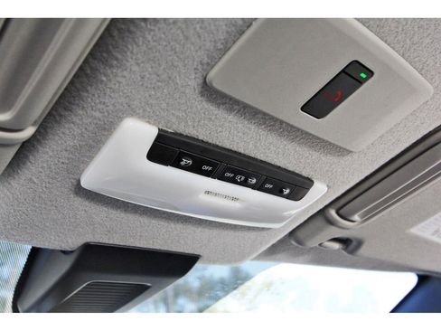 Used 2023 Nissan Kicks SR w/ SR Premium Package image 26