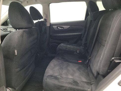 Used 2016 Nissan Rogue S w/ S Family Package FWD image 18