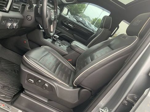 Used 2023 GMC Sierra 1500 AT4X w/ AT4X AEV Edition AWD/4WD image 18